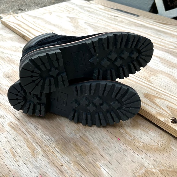 Marc Fisher Suede Lace-Up Boots – Women’s Size 8 - Picture 3 of 5